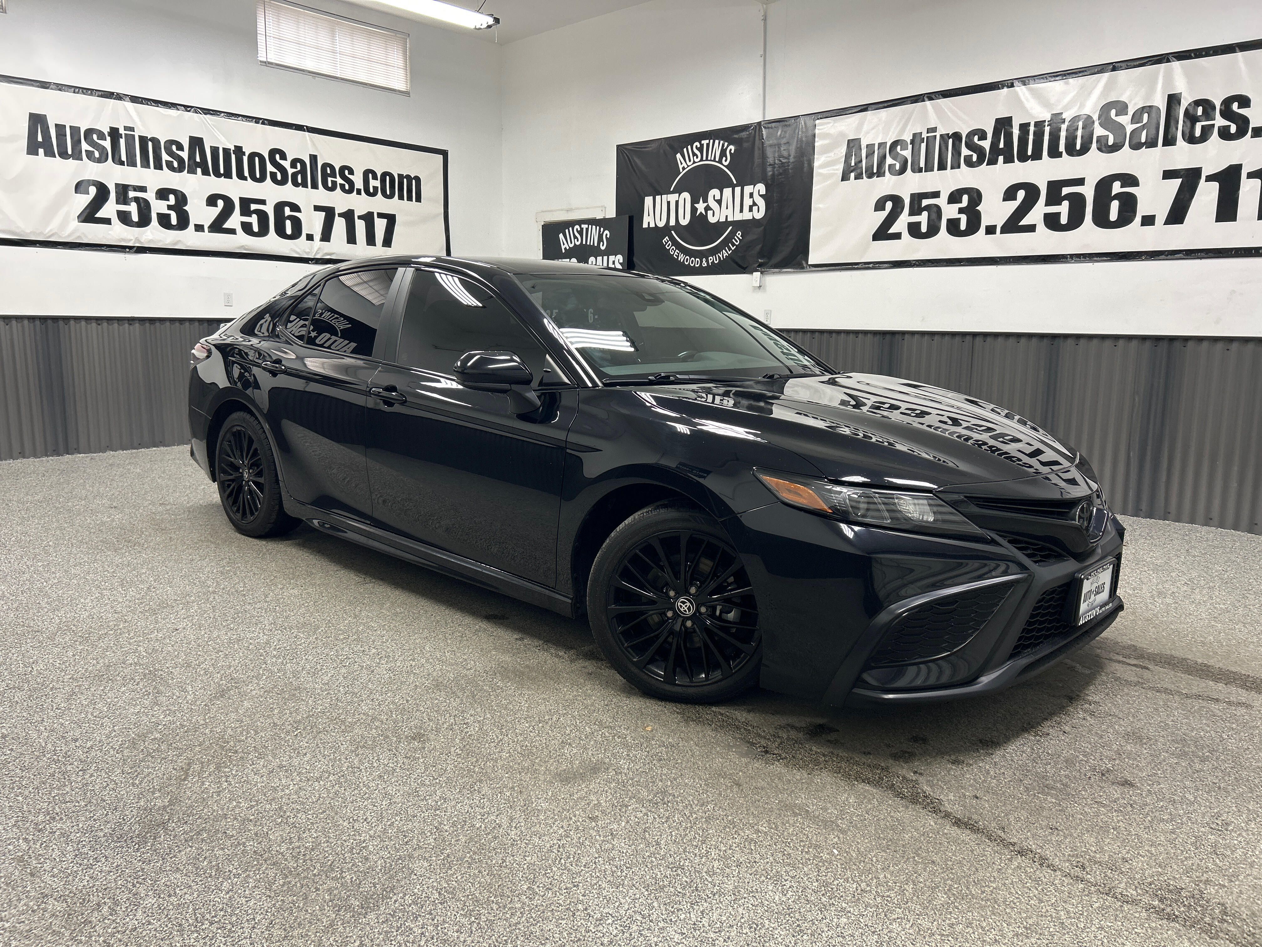 2021 Toyota Camry SE Nightshade