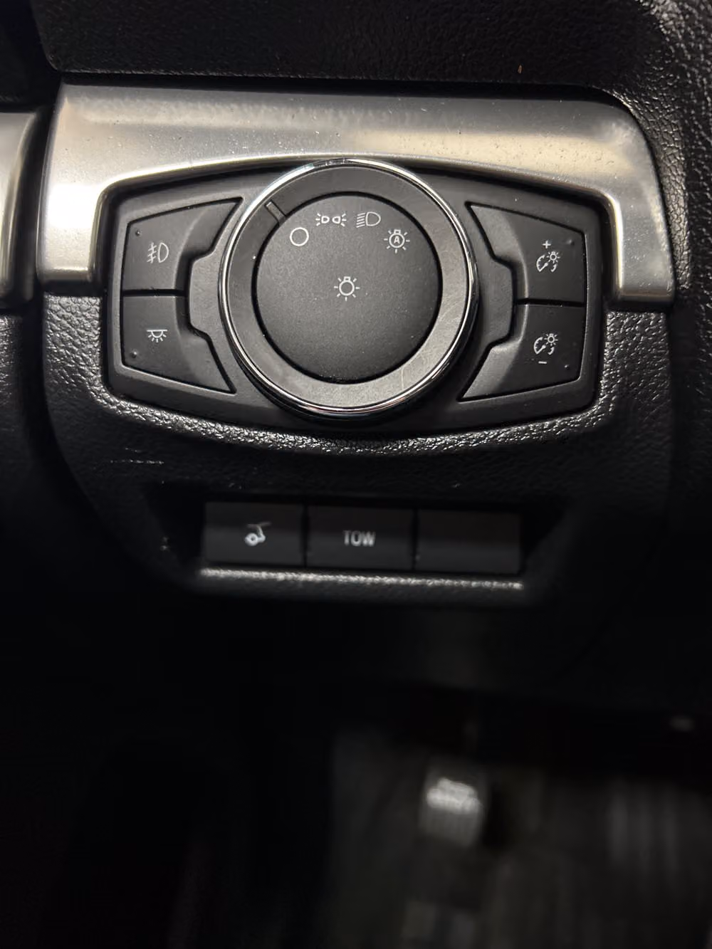2018 Ford Explorer XLT Image 16