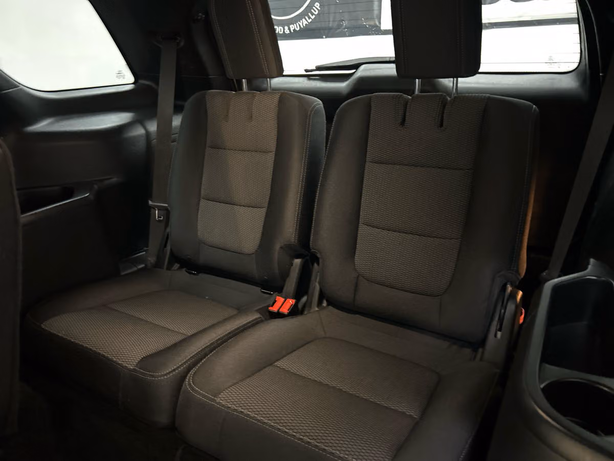2018 Ford Explorer XLT Image 12