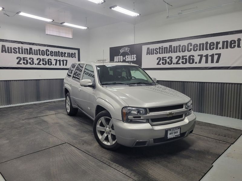2008 Chevrolet Trailblazer SS Upper Image 1