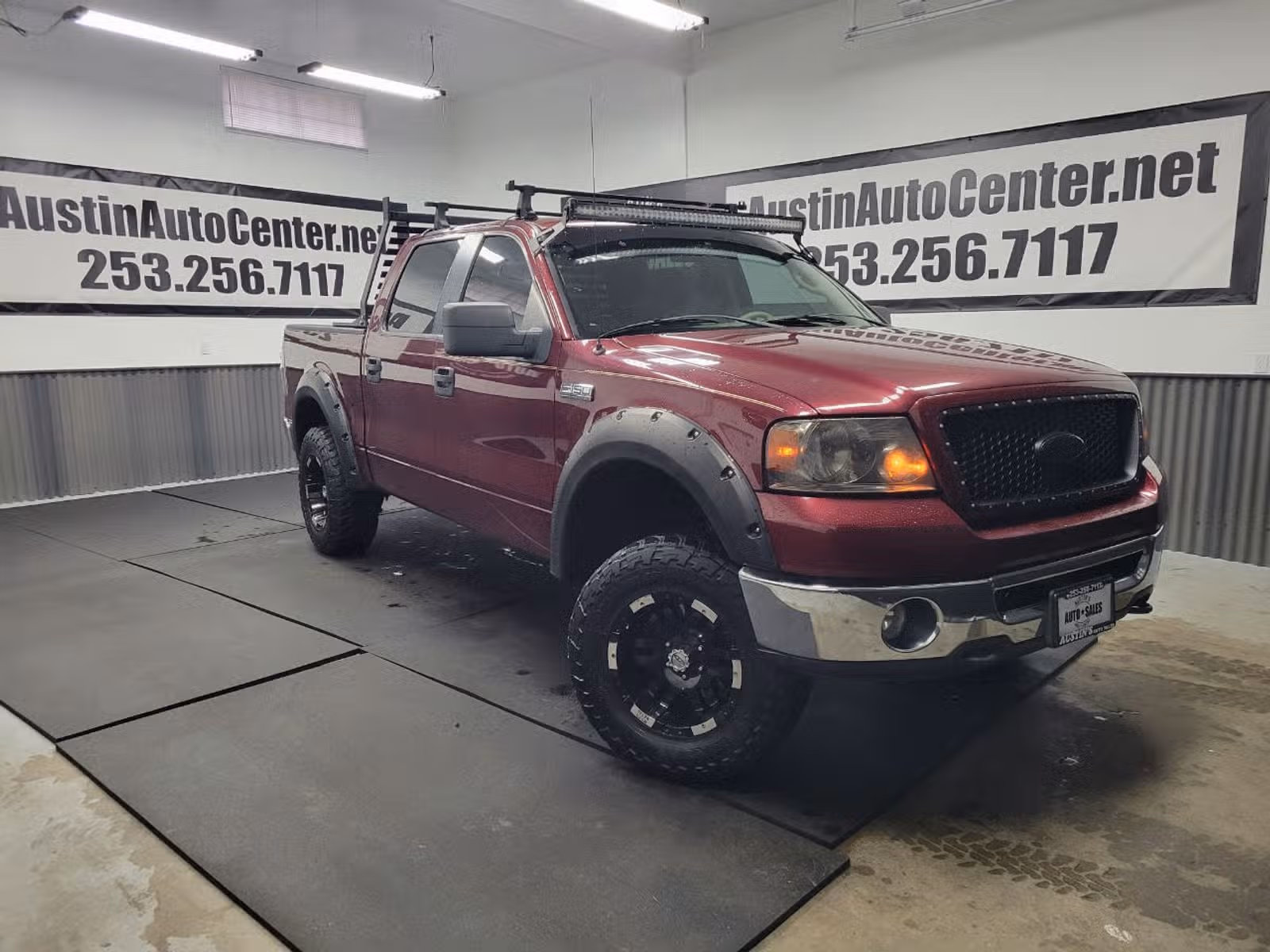 2006 Ford F-150 XLT 4dr SuperCrew 4WD Styleside 5.5 ft. SB SuperCrew Upper Image 1