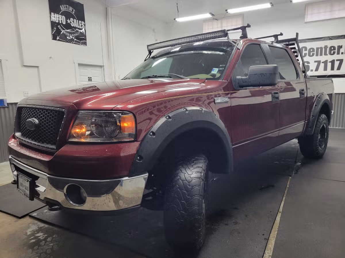 2006 Ford F-150 XLT 4dr SuperCrew 4WD Styleside 5.5 ft. SB SuperCrew Image 2