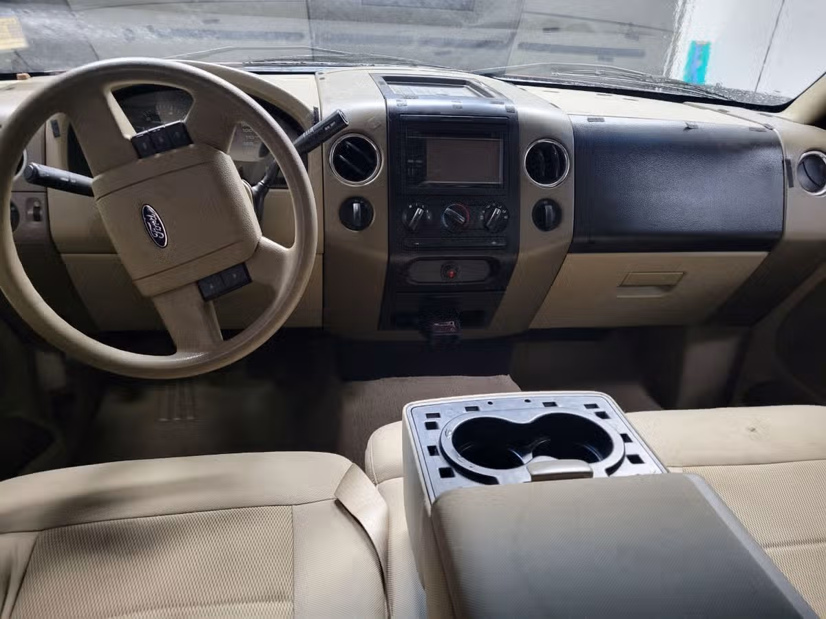 2006 Ford F-150 XLT 4dr SuperCrew 4WD Styleside 5.5 ft. SB SuperCrew Image 8