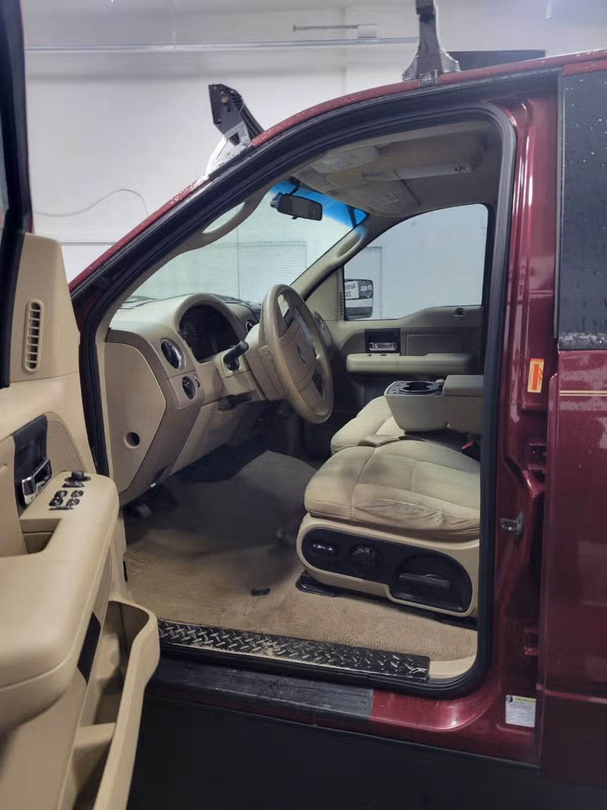 2006 Ford F-150 XLT 4dr SuperCrew 4WD Styleside 5.5 ft. SB SuperCrew Image 6
