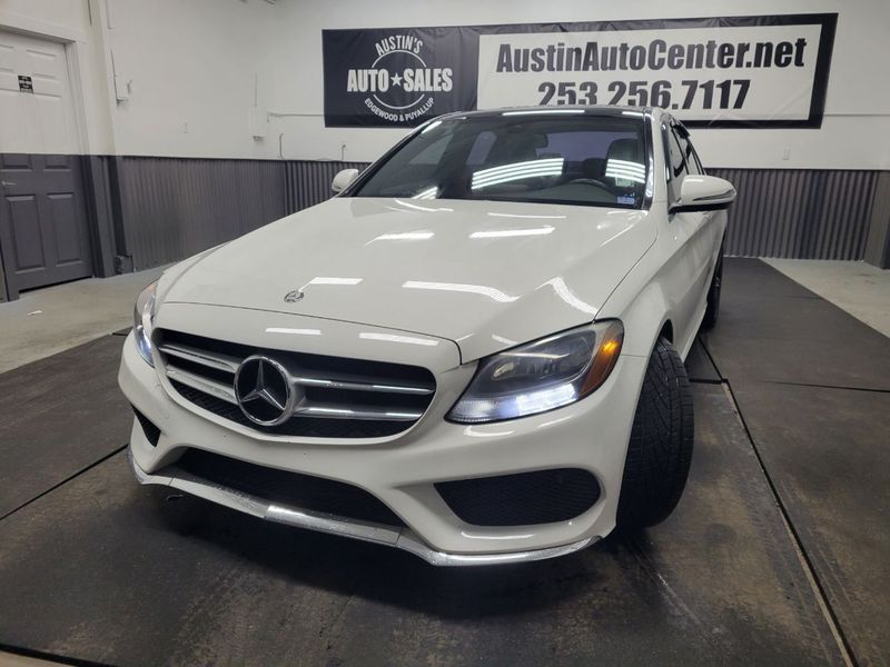 2016 Mercedes Benz C 300 Sport photo 2