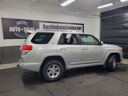 2011 Toyota 4Runner SR5 Lower Image 2