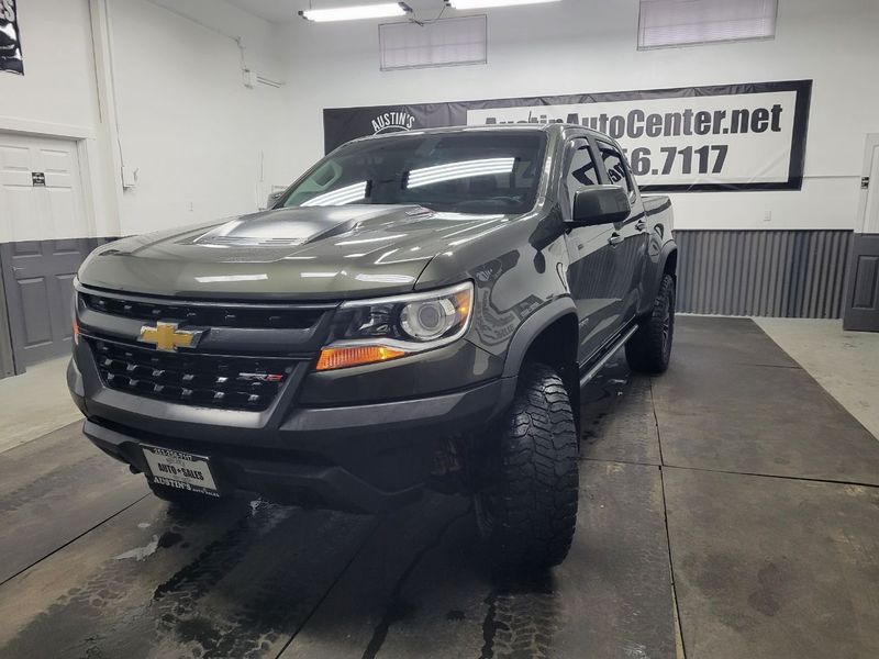 2018 Chevrolet Colorado ZR2 Crew Cab Upper Image 2