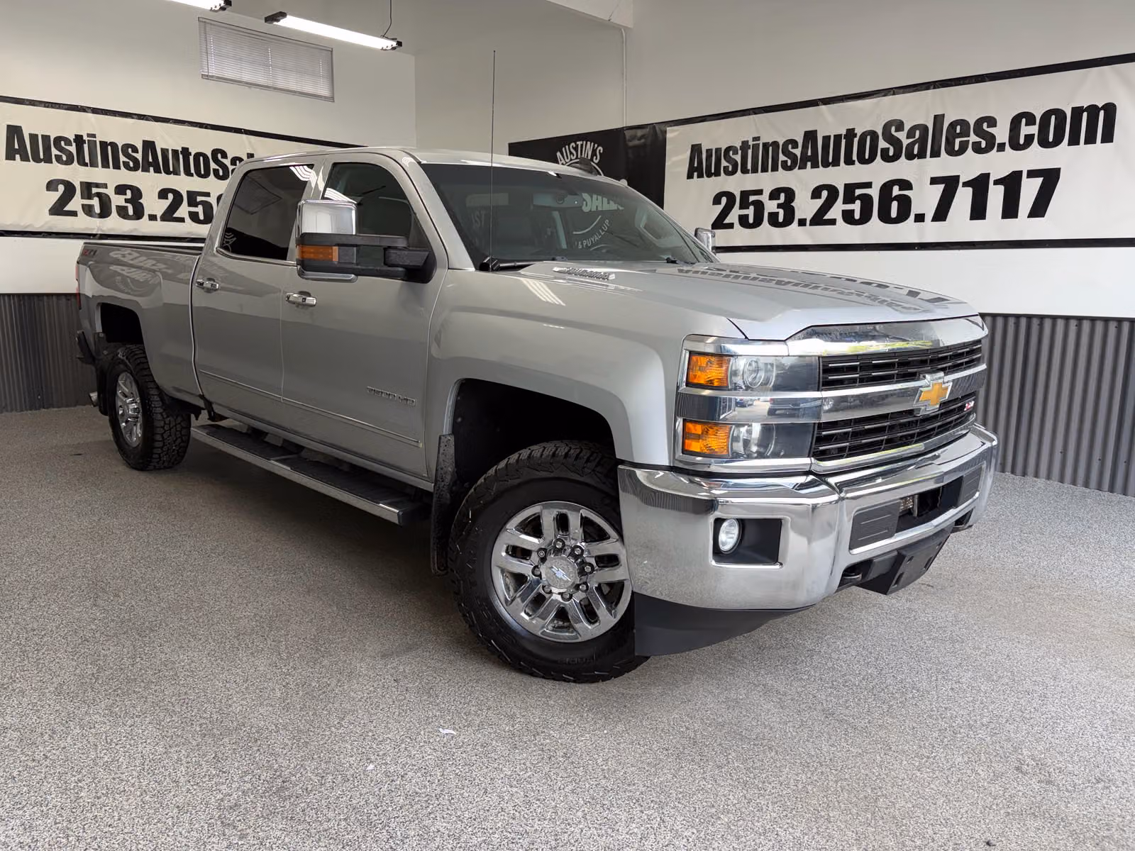 2016 Chevrolet Silverado 3500HD LTZ Crew Cab Upper Image 1