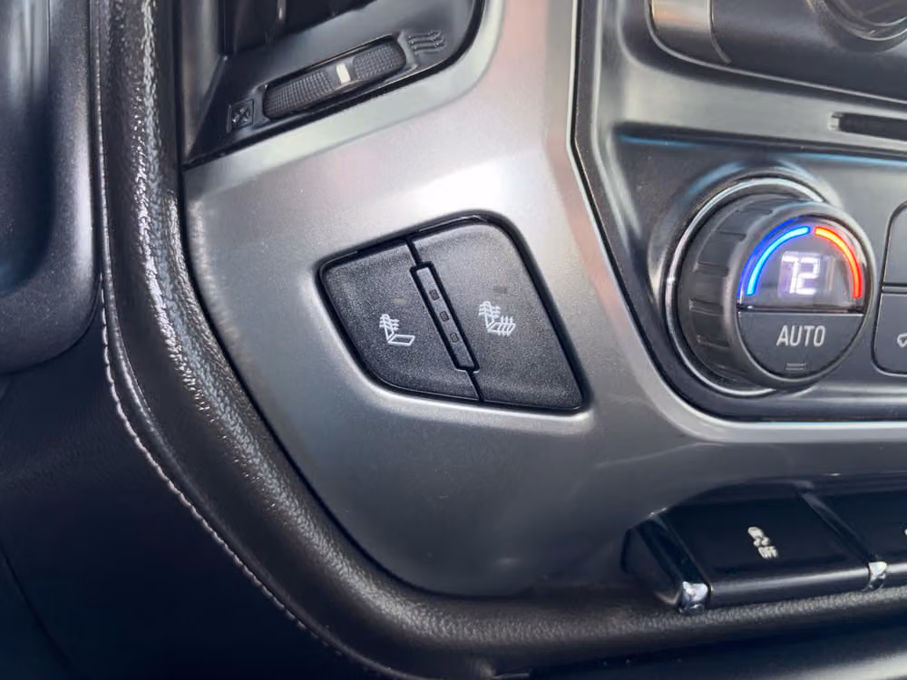 2016 Chevrolet Silverado 3500HD LTZ Crew Cab Image 14