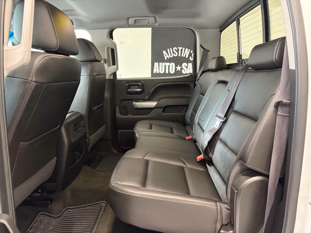 2016 Chevrolet Silverado 3500HD LTZ Crew Cab Image 22