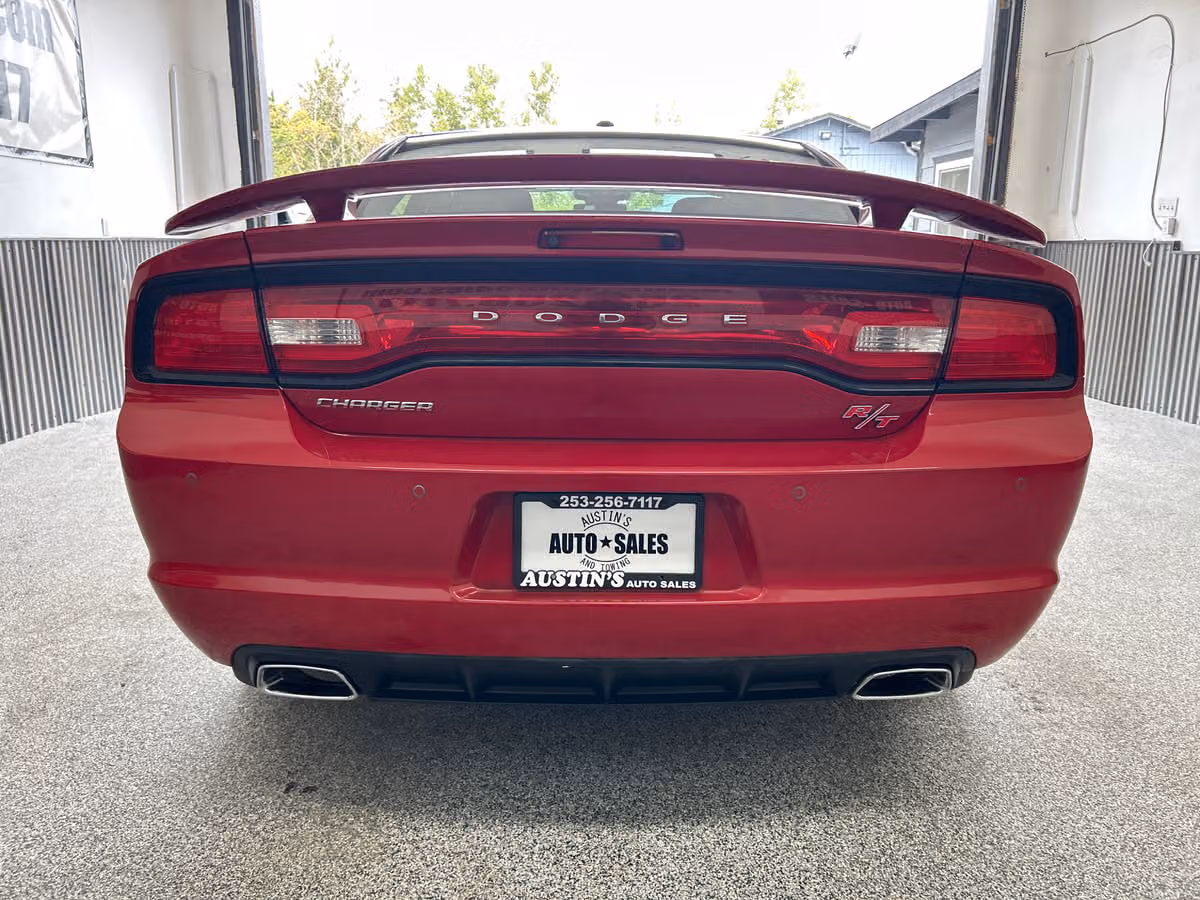 2012 Dodge Charger R/T Image 5