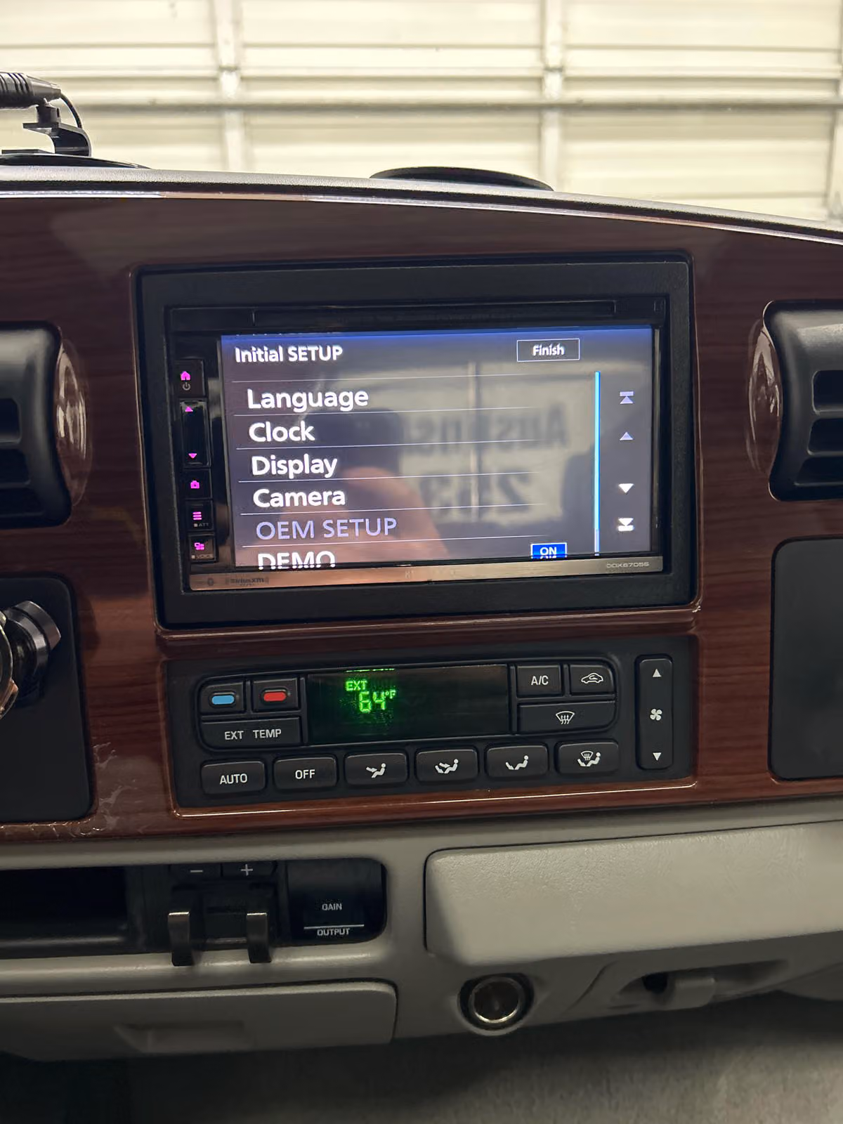 2006 Ford F-350 Super Duty Lariat Crew Cab Image 13