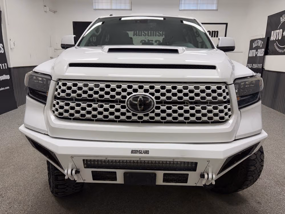 2019 Toyota Tundra SR5 CrewMax Image 5