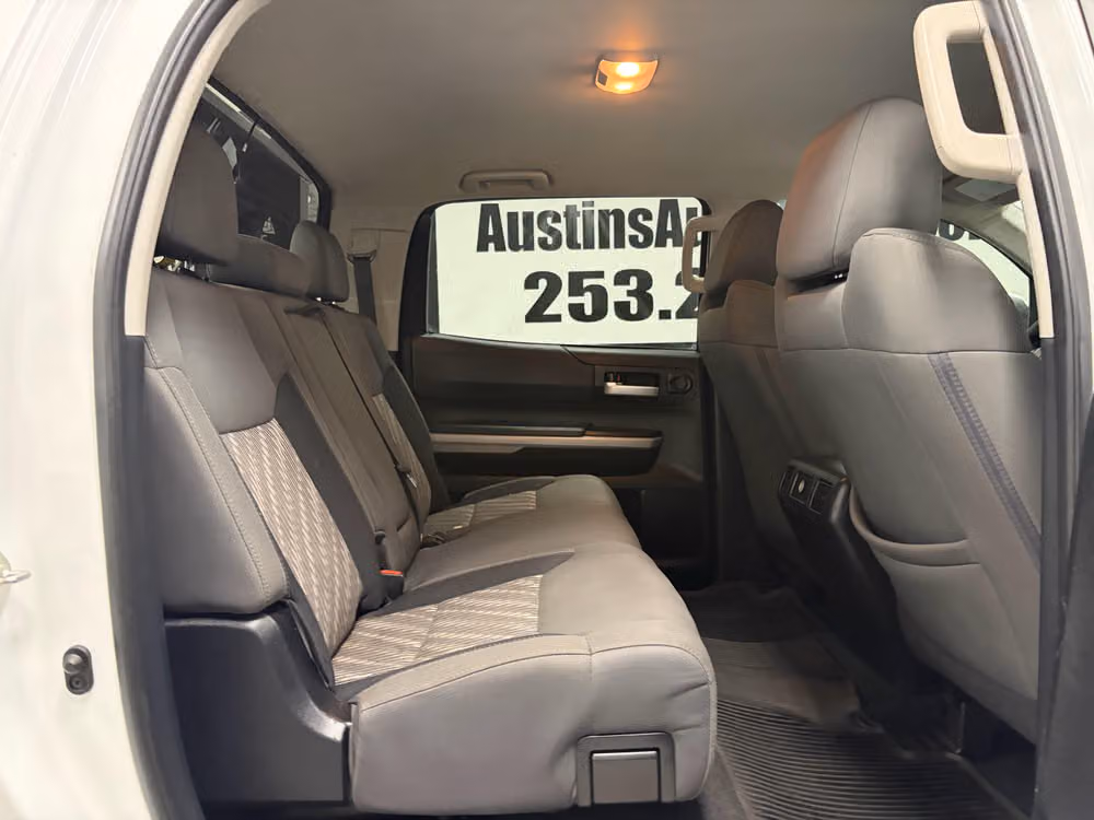 2019 Toyota Tundra SR5 CrewMax Image 20