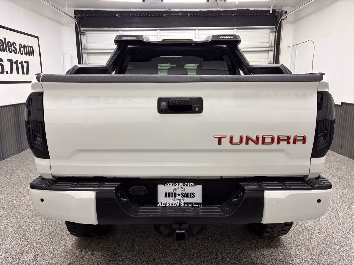 2019 Toyota Tundra SR5 CrewMax Image 4