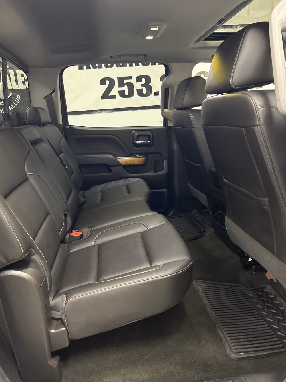 2018 Chevrolet Silverado 3500HD LTZ Crew Cab Image 11