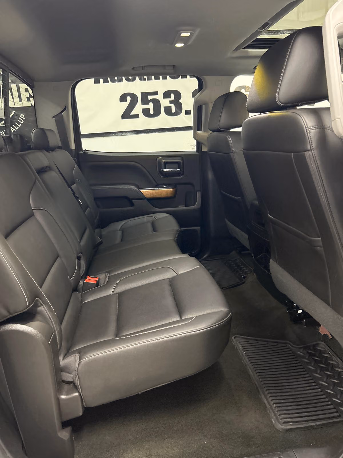 2018 Chevrolet Silverado 3500HD LTZ Crew Cab Image 11