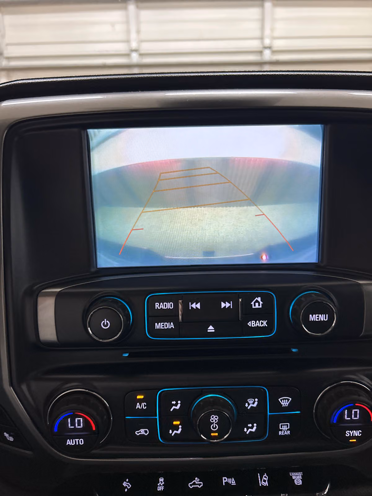 2018 Chevrolet Silverado 3500HD LTZ Crew Cab Image 16