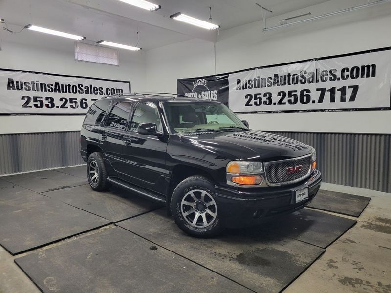 2004 GMC Yukon Denali Upper Image 1