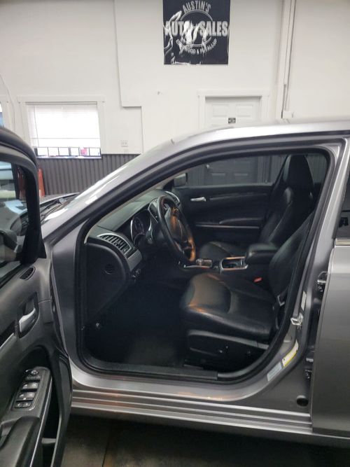 2015 Chrysler 300 Limited Austin's Auto Sales