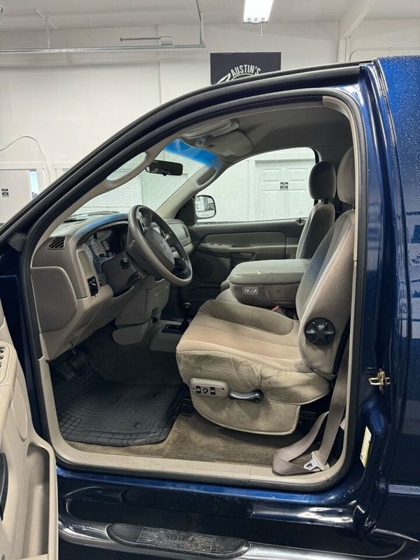 2005 Dodge Ram 1500 SLT 2dr Regular Cab 4WD SB Regular Cab Austin's