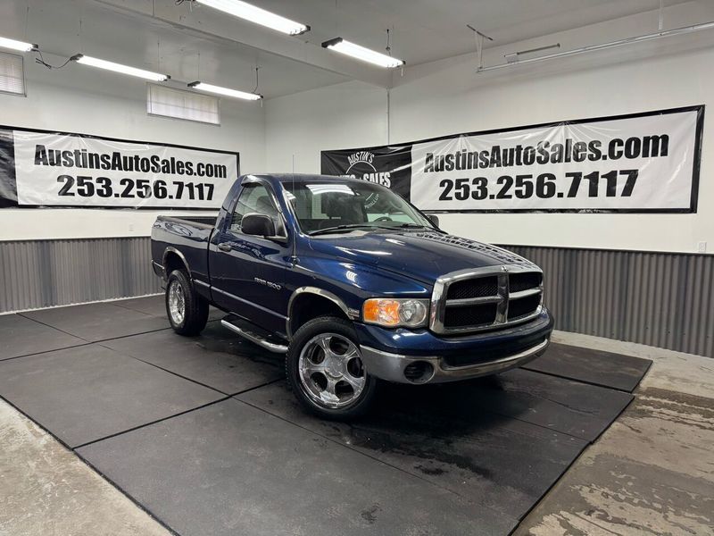 2005 Dodge Ram 1500 SLT 2dr Regular Cab 4WD SB Regular Cab Upper Image 1