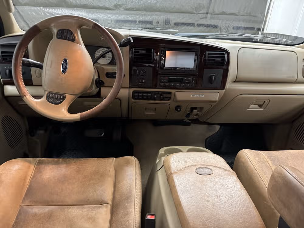 2007 Ford F-250 Super Duty Lariat 4dr Crew Cab SB Crew Cab Image 8