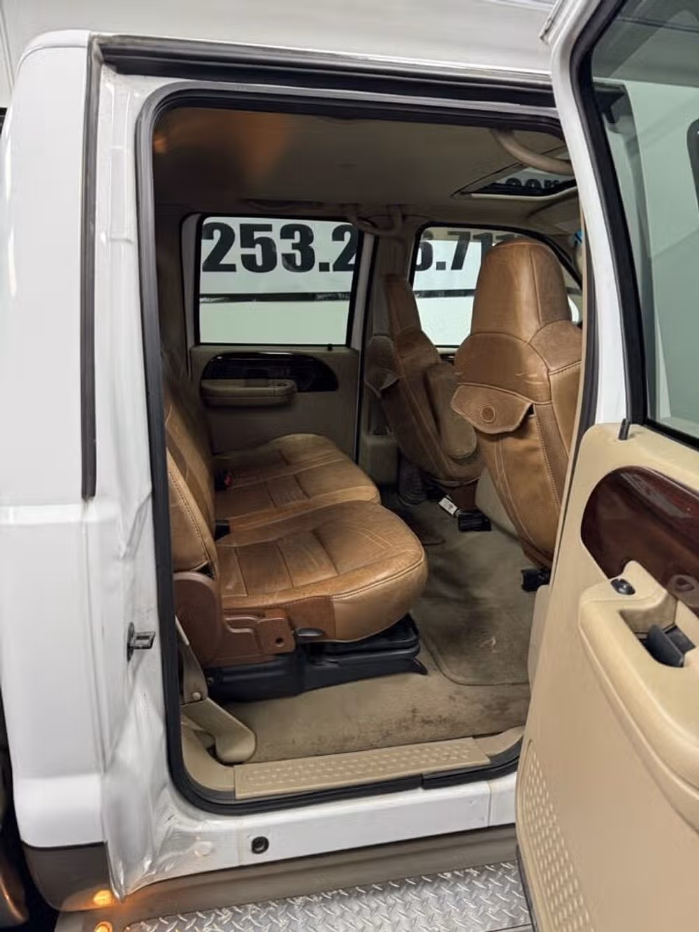 2007 Ford F-250 Super Duty Lariat 4dr Crew Cab SB Crew Cab Image 9