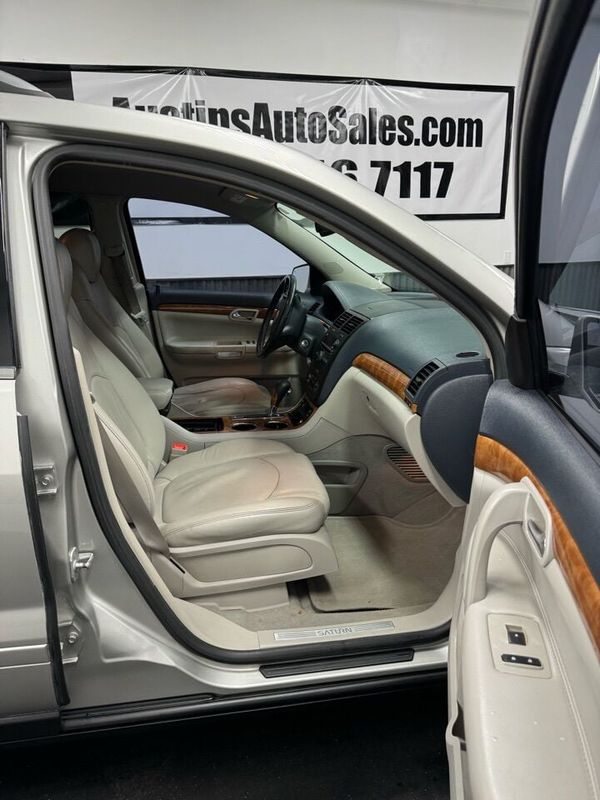 2007 Saturn Outlook XR Austin's Auto Sales