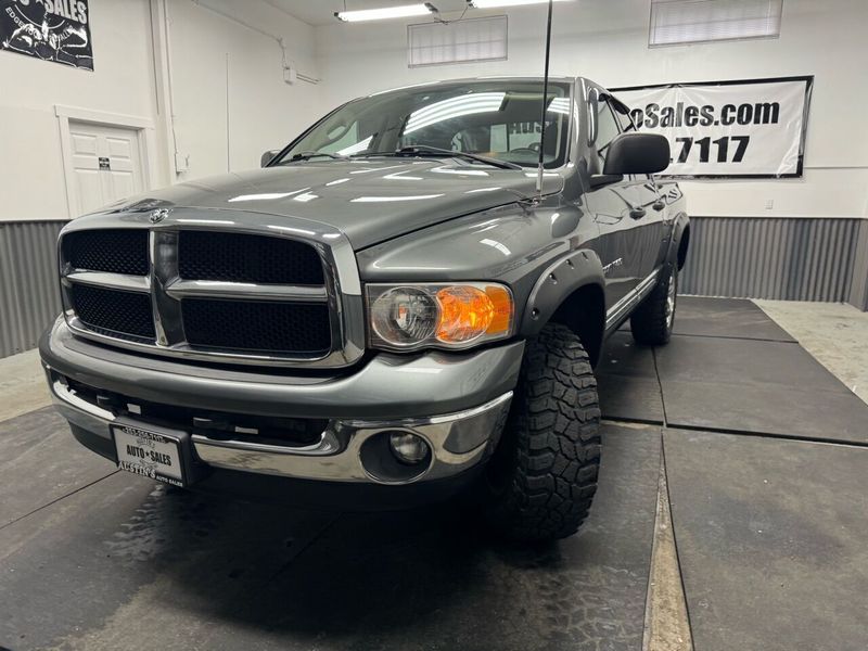 2005 Dodge Ram 1500 SLT 4dr Quad Cab 4WD SB Quad Cab Upper Image 2