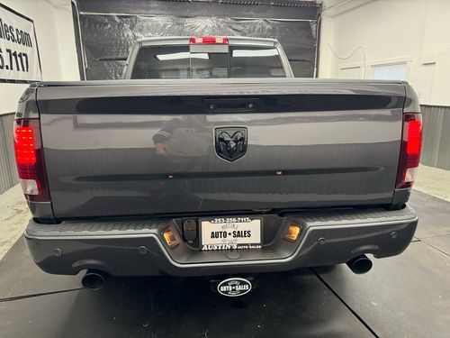 2017 Ram 1500 Sport Crew Cab Lower Image 1