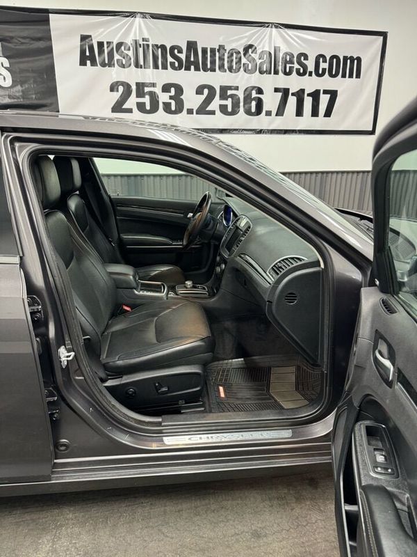 2017 Chrysler 300 C Austin's Auto Sales