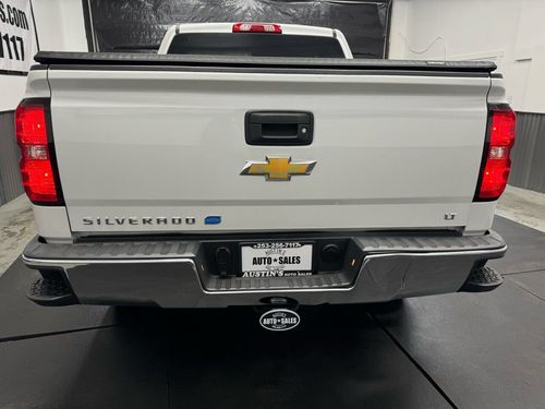 2018 Chevrolet Silverado 1500 LT Crew Cab Lower Image 1