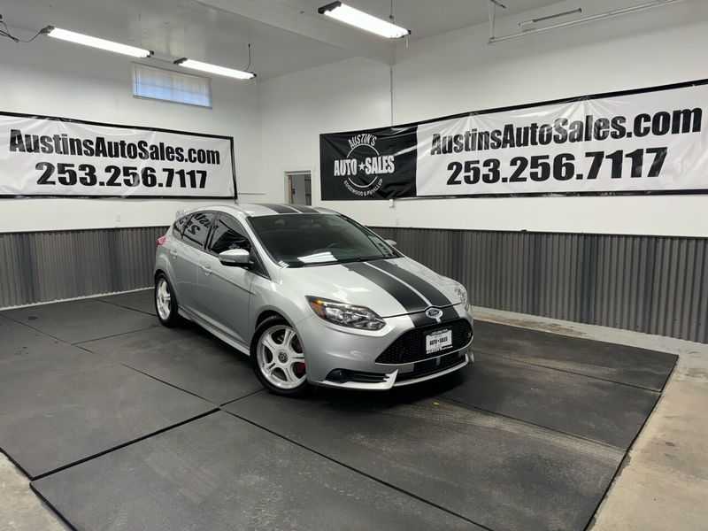 2014 Ford Focus ST Upper Image 1