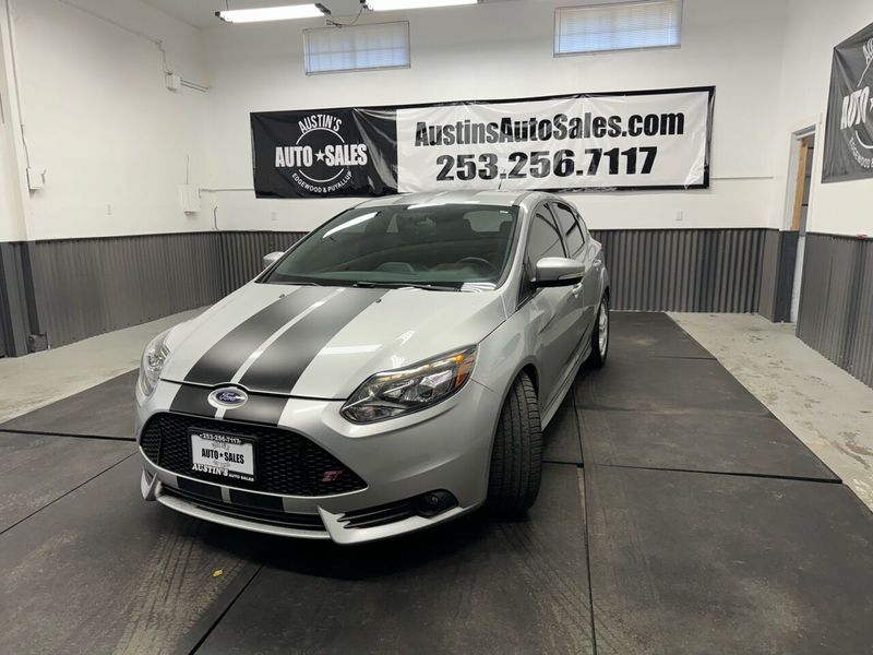 2014 Ford Focus ST Upper Image 2