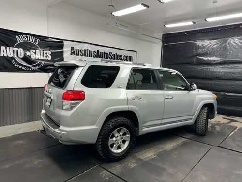 2010 Toyota 4Runner SR5 Lower Image 1