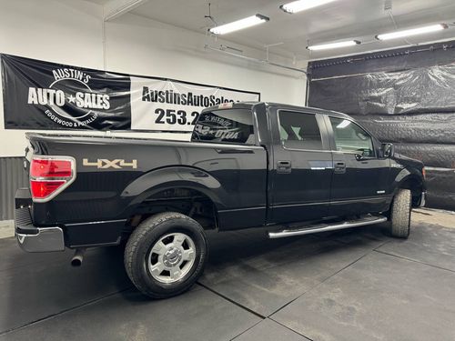2013 Ford F-150 XLT 4x4 4dr SuperCrew Styleside 6.5 ft. SB SuperCrew Lower Image 2