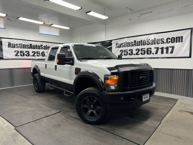 2008 Ford F-350 Super Duty Lariat 4dr Crew Cab 4WD SB Crew Cab Upper Image 1