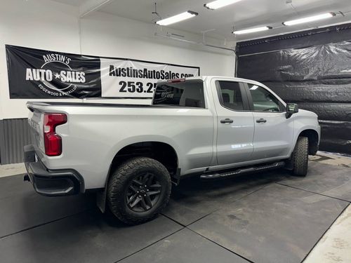 2020 Chevrolet Silverado 1500 Custom Trail Boss Double Cab Lower Image 2