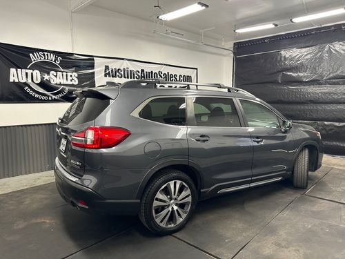 2019 Subaru Ascent Limited 7-Passenger Lower Image 3