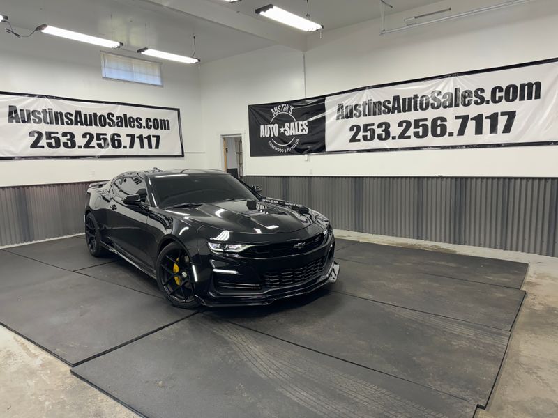 2020 Chevrolet Camaro SS Upper Image 1