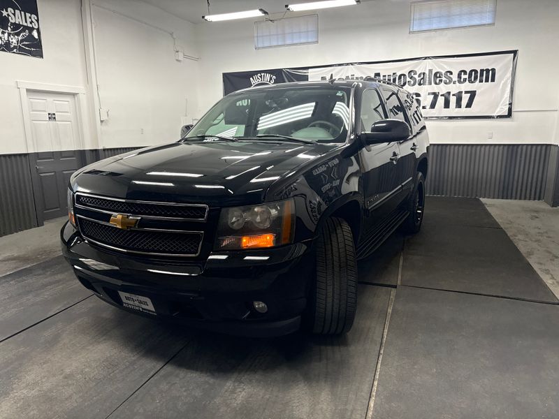 2007 Chevrolet Tahoe LT photo 2