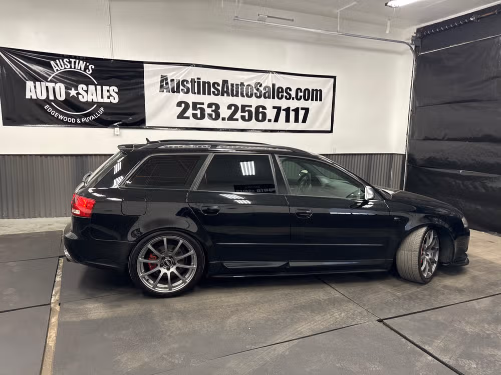 2006 Audi S4 Avant quattro Lower Image 2