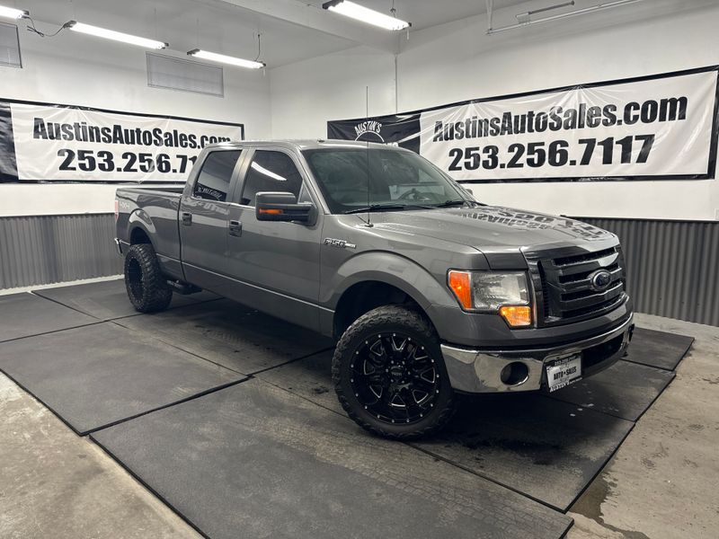 2010 Ford F-150 XLT SuperCrew Upper Image 2
