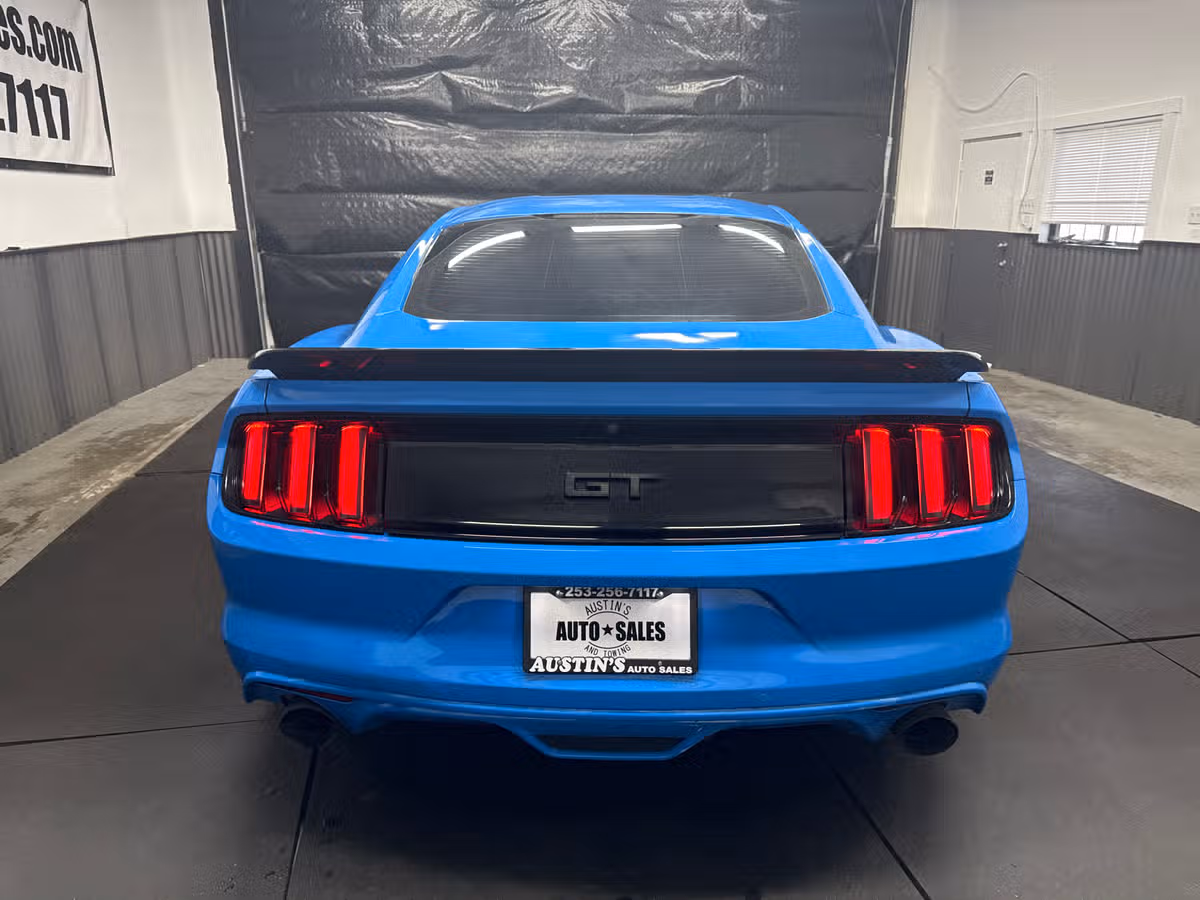 2017 Ford Mustang GT Premium Image 4