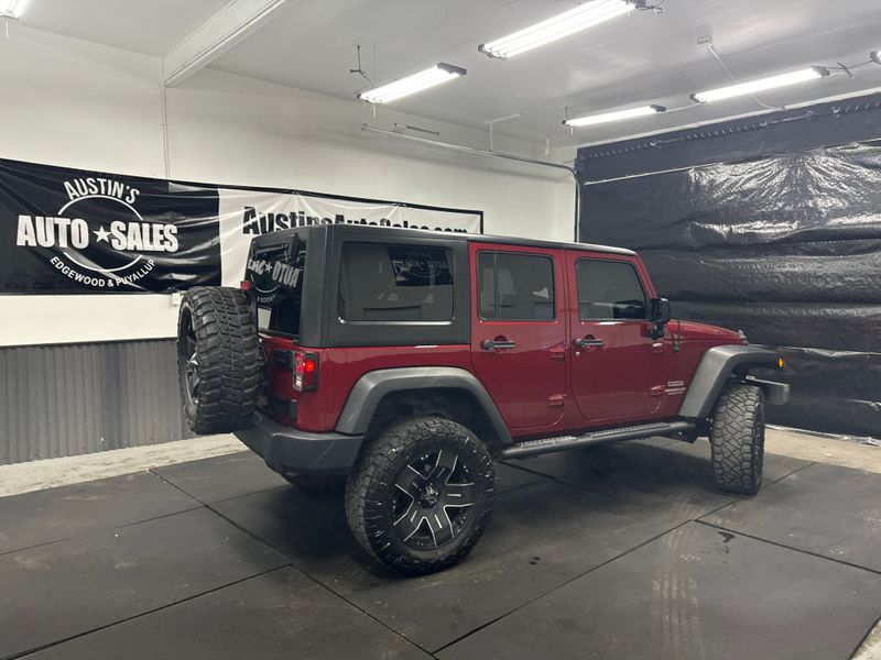 2011 Jeep Wrangler Unlimited Sport Upper Image 2