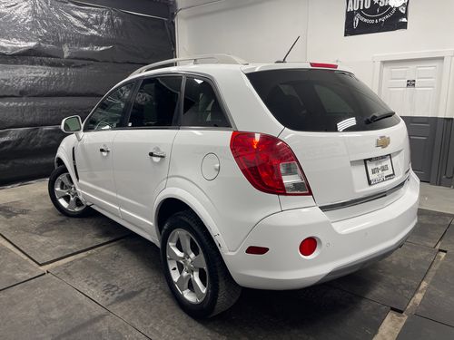 2014 Chevrolet Captiva Sport LTZ Lower Image 2