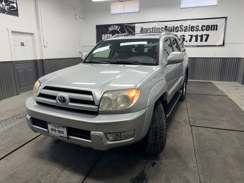 2004 Toyota 4Runner Limited Upper Image 2