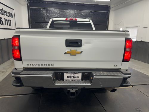 2016 Chevrolet Silverado 2500HD LT Crew Cab Lower Image 2