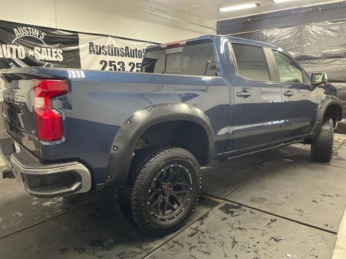 2019 Chevrolet Silverado 1500 LT Crew Cab Lower Image 1